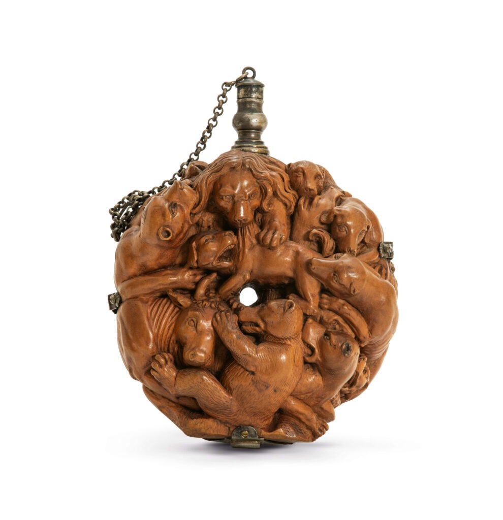 JOHANN MICHAEL MAUCHER (1645 – 1701) Pulverflasche